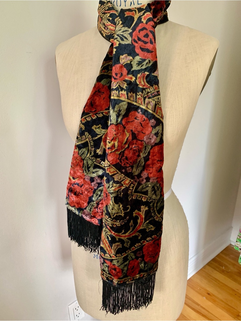 Velvet Roses Fringed Scarf - Picture 5 of 5